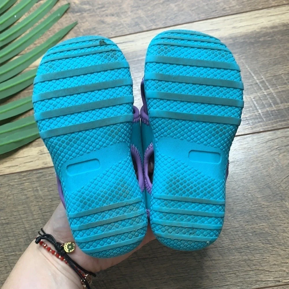 Cat & Jack Blue and Purple Velcro Water Shoe Sandals sz 7/8